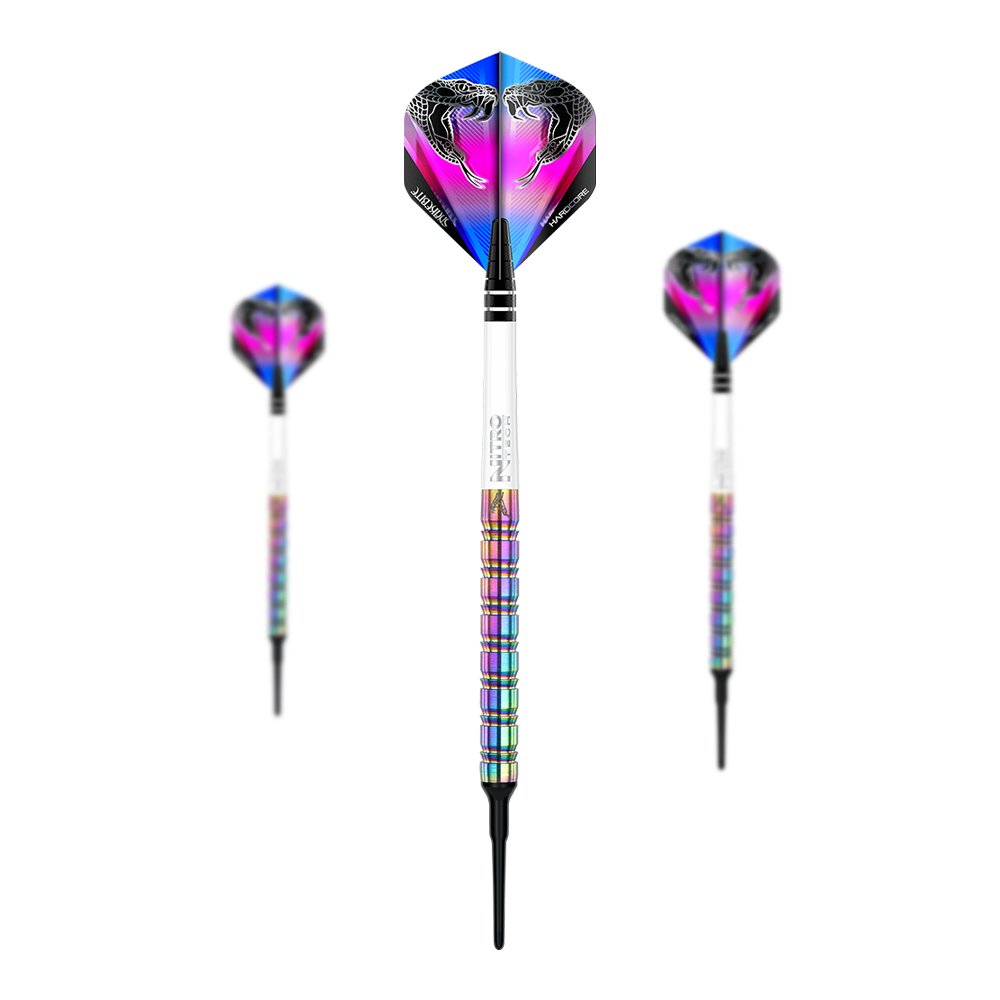Das Bild zeigt drei bunte Softdarts mit einem regenbogenfarbenen Schaft. Auf den Flights sind zwei Schlangen abgebildet, passend zum Produktnamen „Red Dragon Peter Wright Snakebite 1 Rainbow Softdarts - 18 g“.